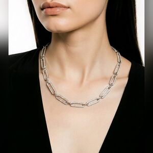 🆕️White Austrian Crystal Paperclip Necklace 18-22 Inches in Silvertone